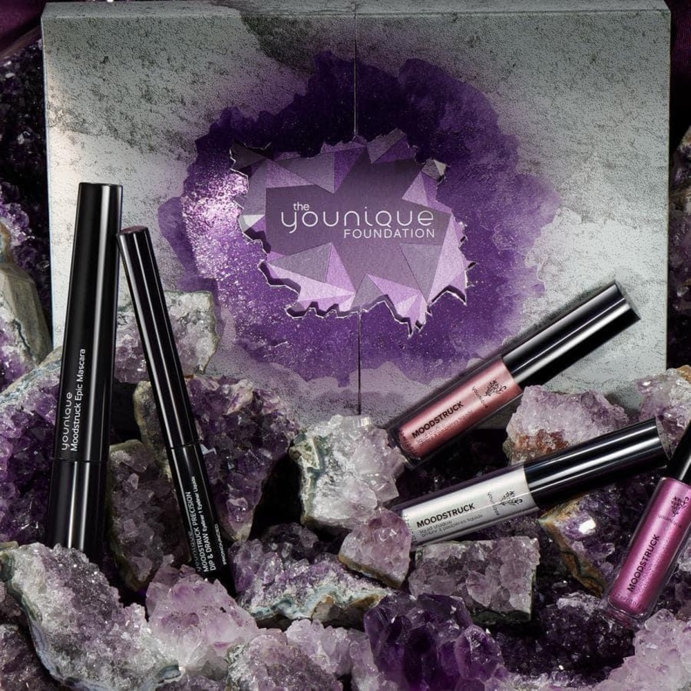 BNIB Younique Foundation Bundle